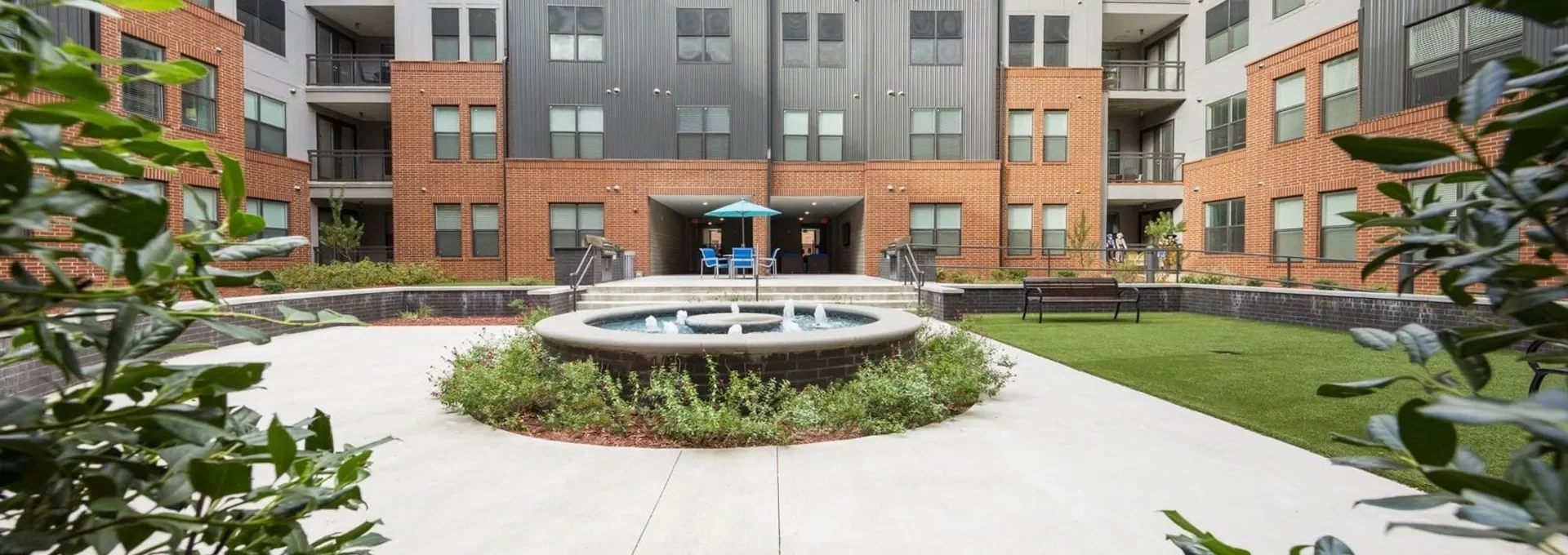 the courtyard at The Steelyard Apartments